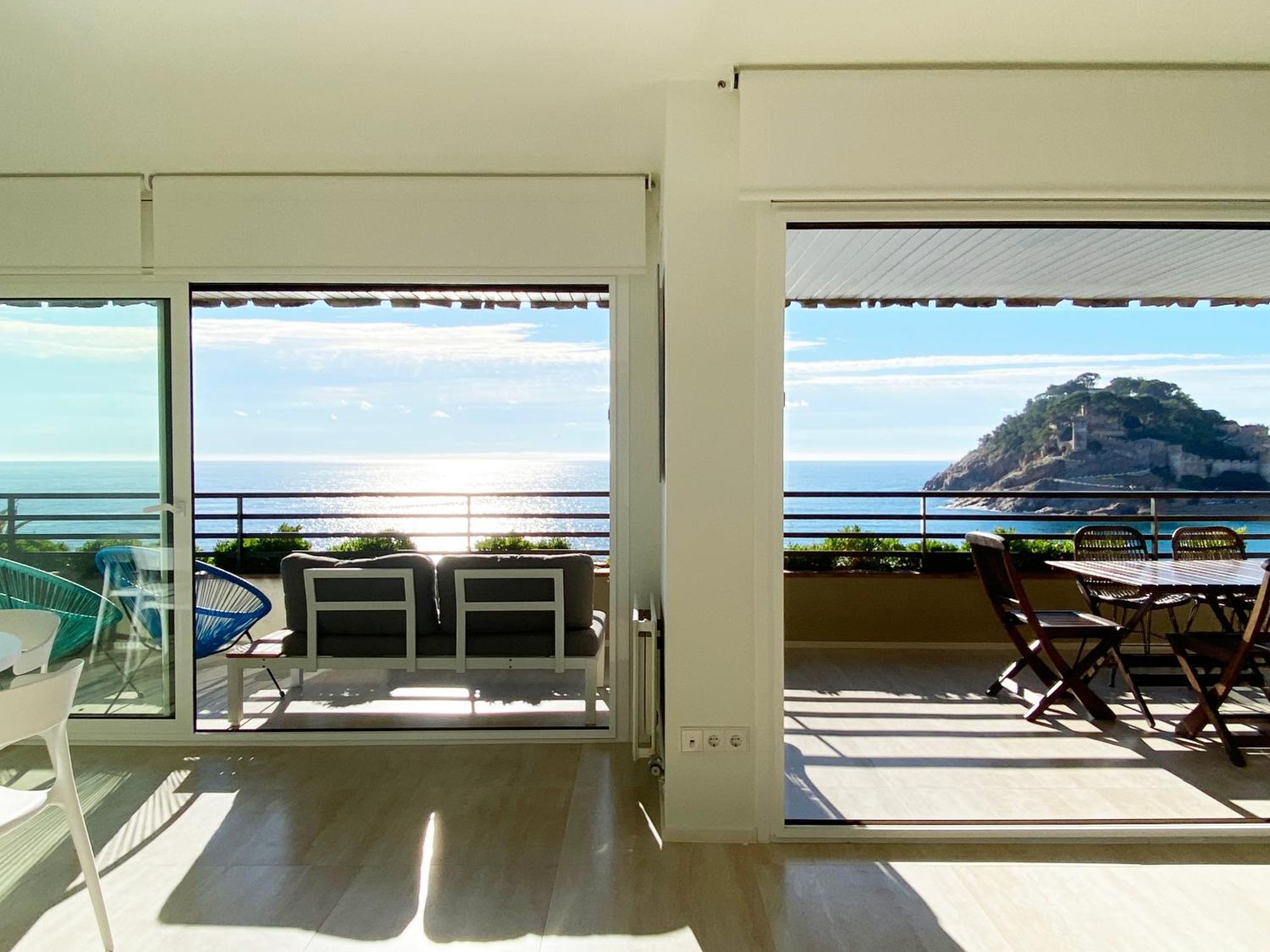 Magnificent Apartment At The Sea Front Of Тоса-де-Мар Екстер'єр фото