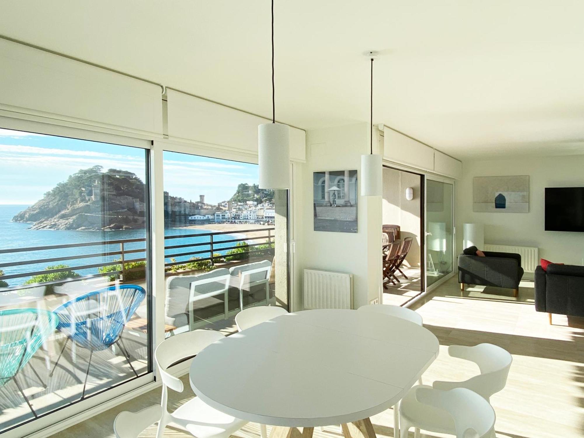 Magnificent Apartment At The Sea Front Of Тоса-де-Мар Екстер'єр фото