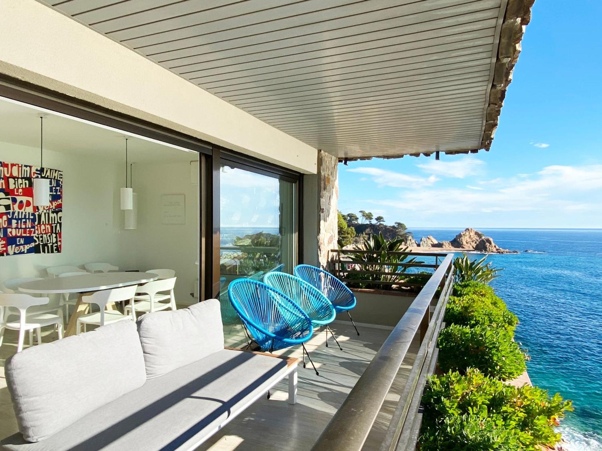 Magnificent Apartment At The Sea Front Of Тоса-де-Мар Екстер'єр фото